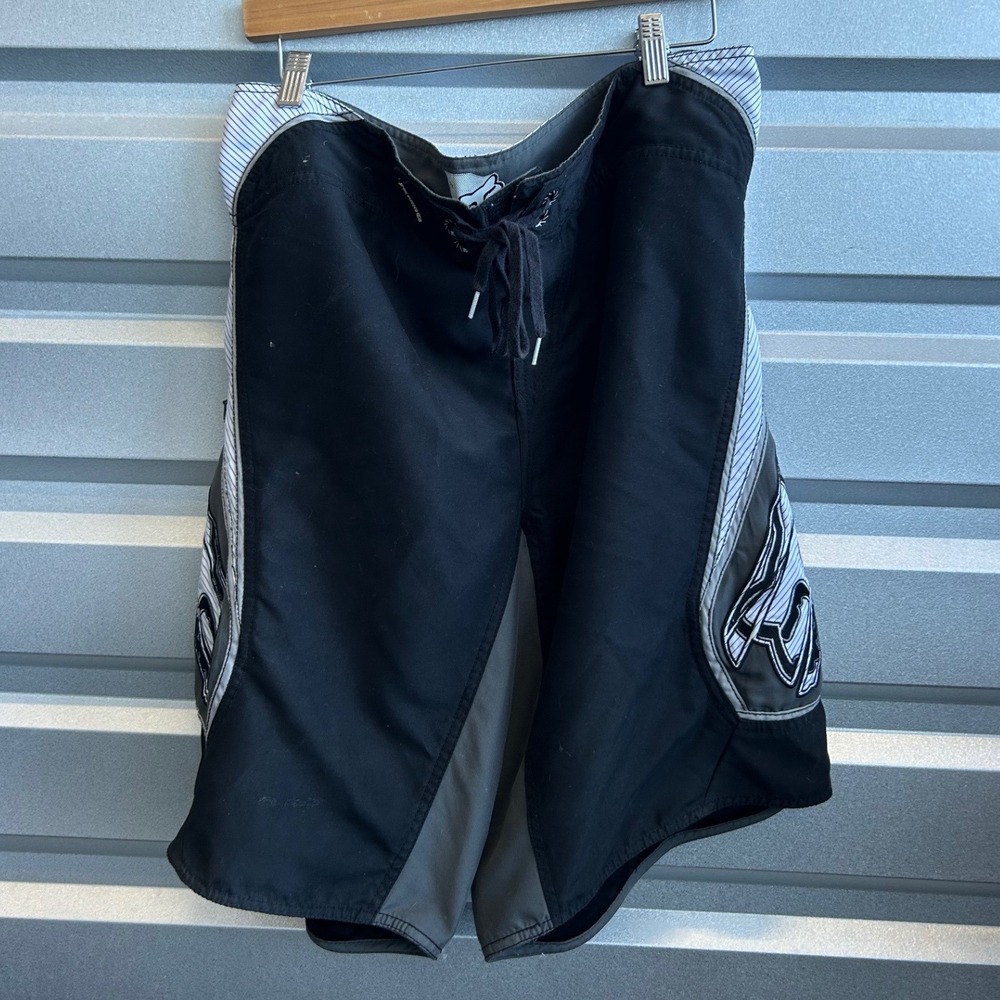 Vintage Y2K Fox Racing Shorts 36 White/Black/Grey Shorts Cyber Y2K Skater Style